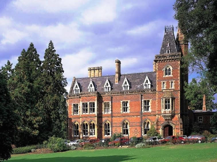 Brownsover Hall Rugby Exterior photo